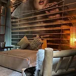 Private Room & Spa Avec Jacuzzi Privatif